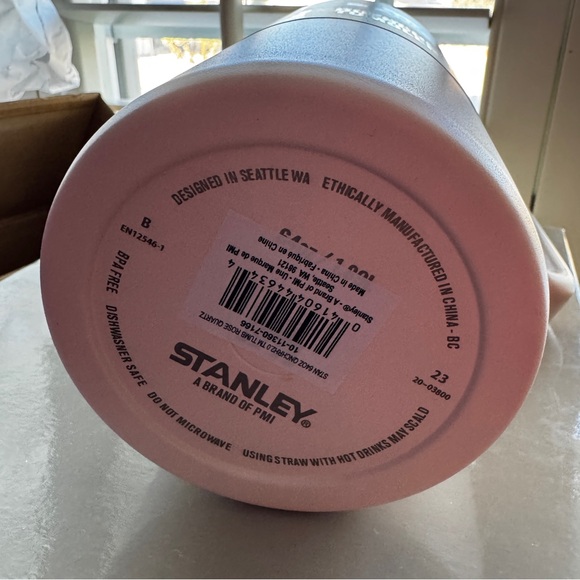 NWT New! STANLEY Quencher H2.0 Tumbler in Rose Quartz 64 oz - Picture 6 of 10